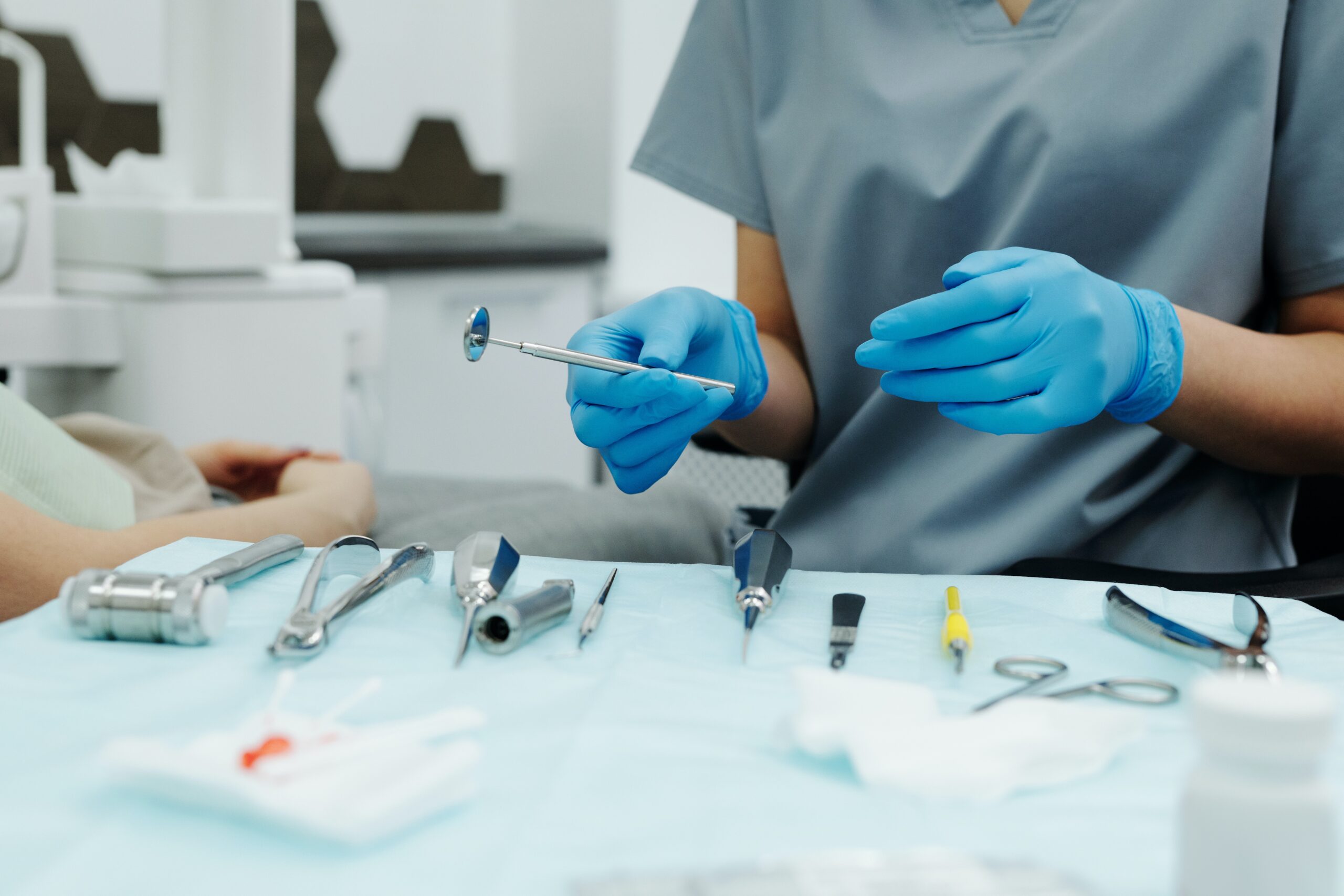 Can Dental Implants Be Replaced?